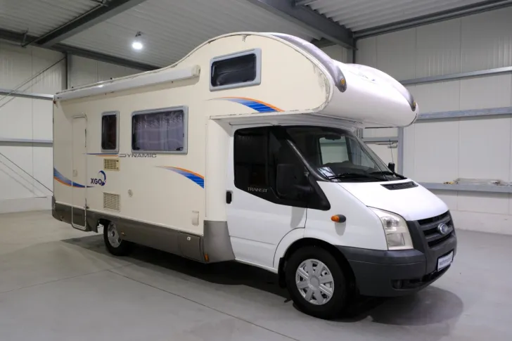 Fahrzeugbild XGO Dynamic/Etagenbetten/7 Schlafplätze/2xKlima #1