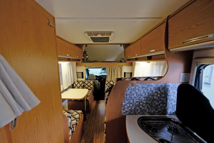 Fahrzeugbild XGO Dynamic/Etagenbetten/7 Schlafplätze/2xKlima #7