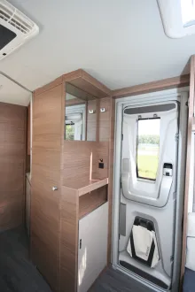 Fahrzeugbild Knaus Sport 450 FU #10