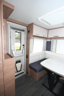 Fahrzeugbild Knaus Sport 450 FU #16