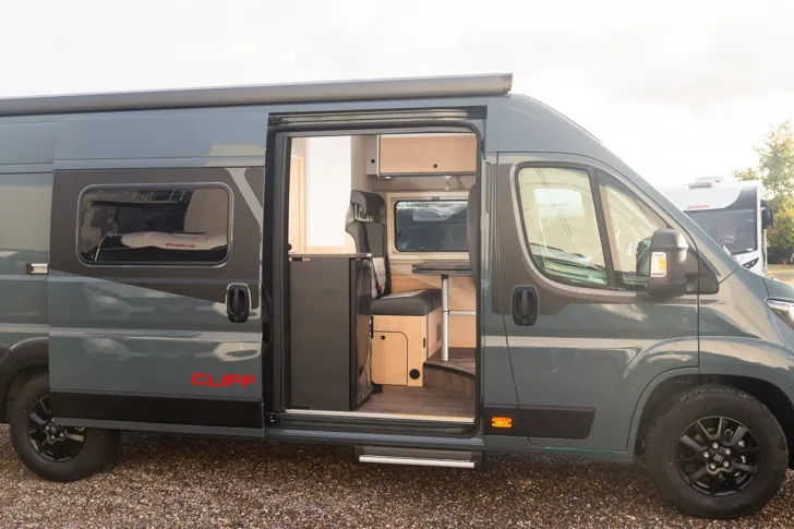 Fahrzeugbild Sunlight Adventure Cliff 640 *Dieselheizung* #7