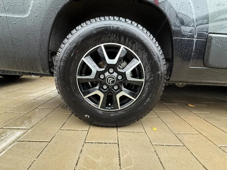 Fahrzeugbild Pössl D-LINE TRENTA 600 R #4