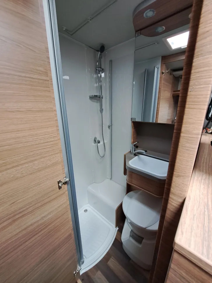 Fahrzeugbild Weinsberg CaraCompact 600 MEG EDITION [PEPPER] #21