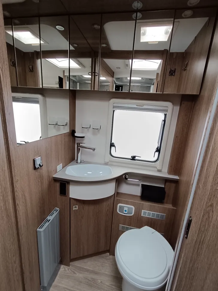 Fahrzeugbild Dethleffs Alpa A 6820-2 ++ hydr. Hubstützen #8