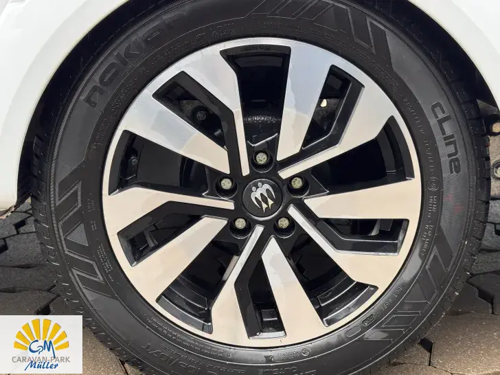 Fahrzeugbild Knaus Südwind 500 FU 60 Jahre Edition #8