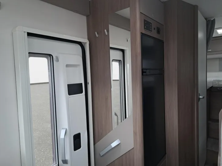 Fahrzeugbild Carado I 338 Pro+ Bettenumbau EB zu DB #10
