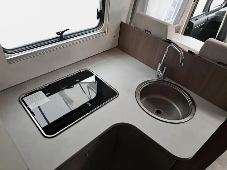 Fahrzeugbild Carado I 338 Pro+ Bettenumbau EB zu DB #16