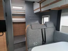 Fahrzeugbild Dethleffs Just 90 T 7052 DBM Hubbett, AHK, Markise, TV, Sat #8