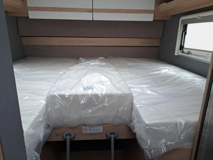 Fahrzeugbild Dethleffs Just Camp Active T 6812 EB Hubbett, Sat, TV #18