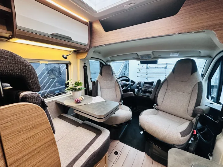 Fahrzeugbild Knaus BoxLife 600 ME Automatik, Anhängekupplung #11