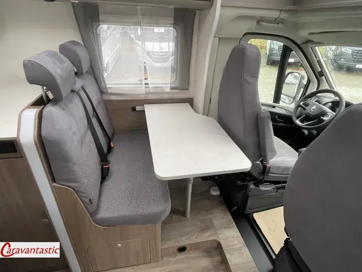 Fahrzeugbild Carado TEILINTEGRIERTE 135 #6