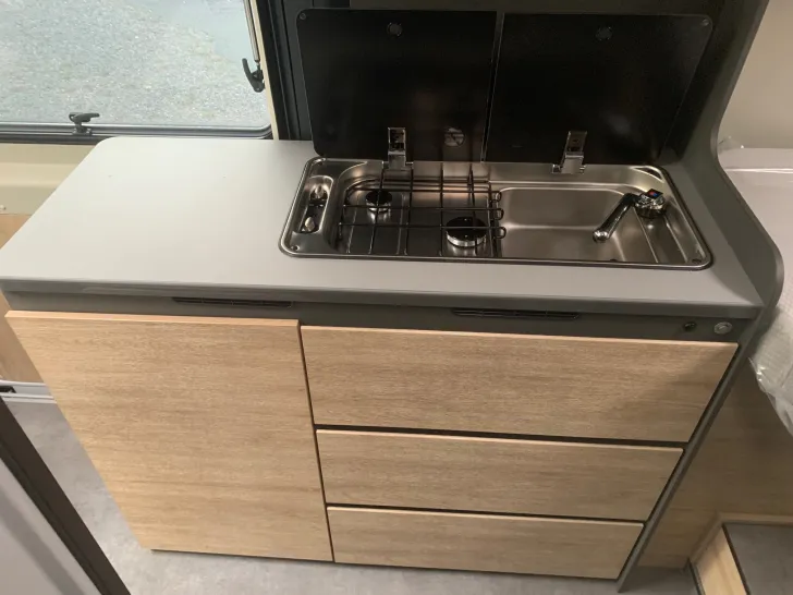 Fahrzeugbild Dethleffs Globetrail 640 ES Automatic , Elektro Komfort #9