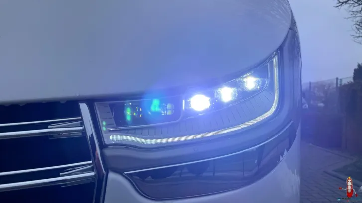 Fahrzeugbild Carthago chic c-line xl I I 5.9 LE Mercedes (228) #12