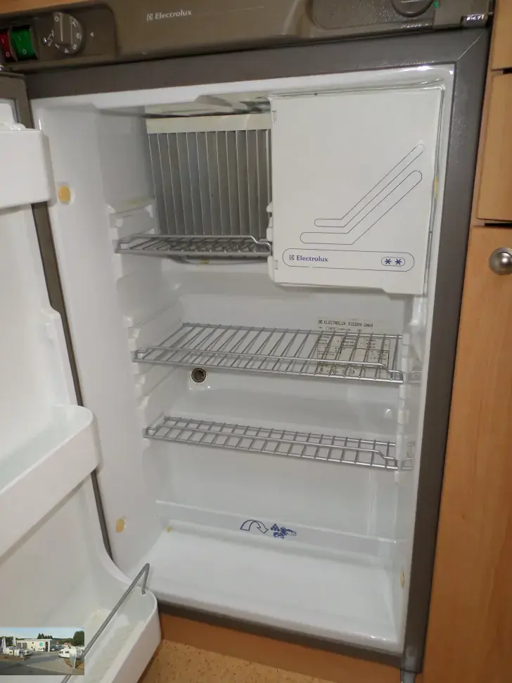 Fahrzeugbild Home-Car Sonstige 450 Nr. 61 -Mover, franz. Bett, SG #9