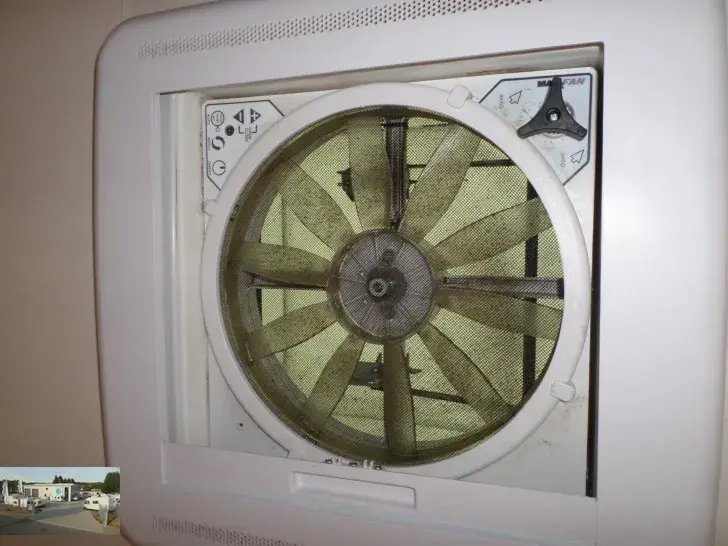 Fahrzeugbild Home-Car Sonstige 450 Nr. 61 -Mover, franz. Bett, SG #16