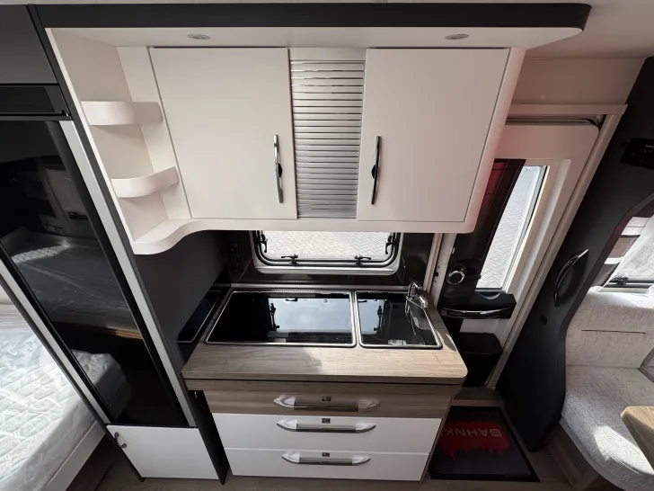 Fahrzeugbild Hobby Excellent Edition 495 UL #9