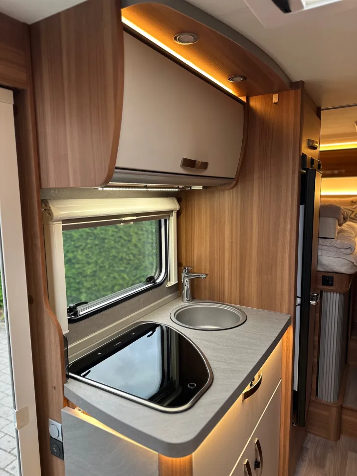 Fahrzeugbild Weinsberg CaraCompact 600 #8