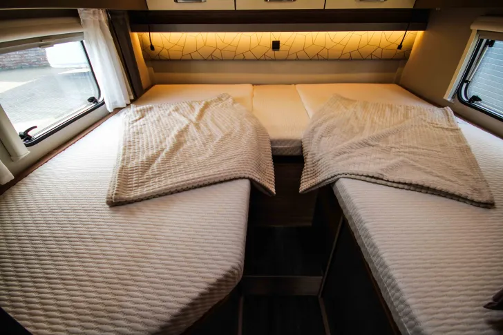 Fahrzeugbild Weinsberg CaraSuite 650 MEG Automatik | viele Extras #12