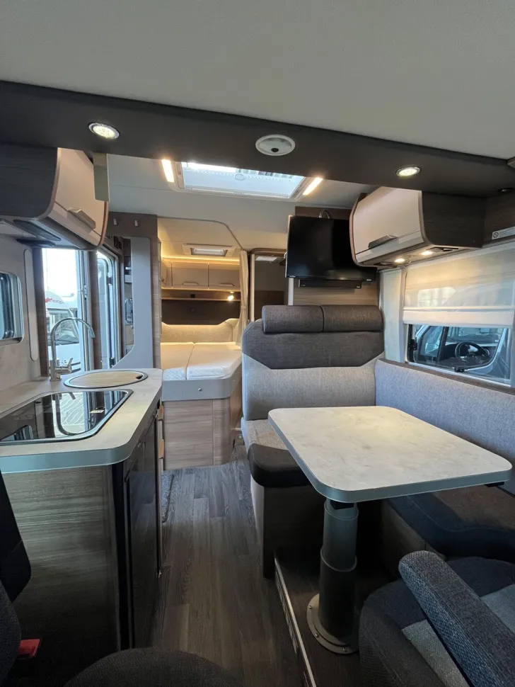 Fahrzeugbild Knaus Van i 550 MF #4