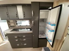 Fahrzeugbild Hobby De Luxe 545 KMF #11