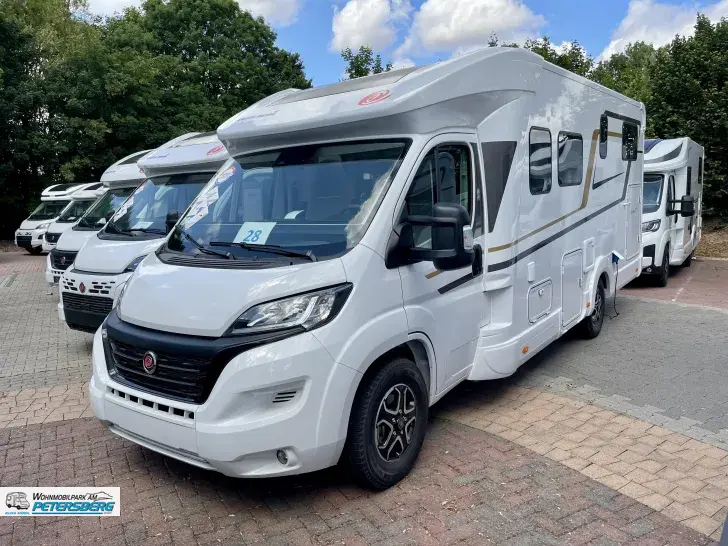 Fahrzeugbild Eura Mobil Profila T 720 EF Mondial Edition Edition 101  Preisvorteil!!! #1