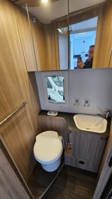 Fahrzeugbild Laika Ecovip L 4009 180PS*Automatik*Hubbett* #15