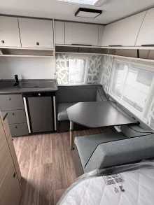 Fahrzeugbild Fendt Apero Activ 390 FH Model 2026 sofort verfügbar #6