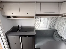 Fahrzeugbild Fendt Apero Activ 390 FH Model 2026 sofort verfügbar #8