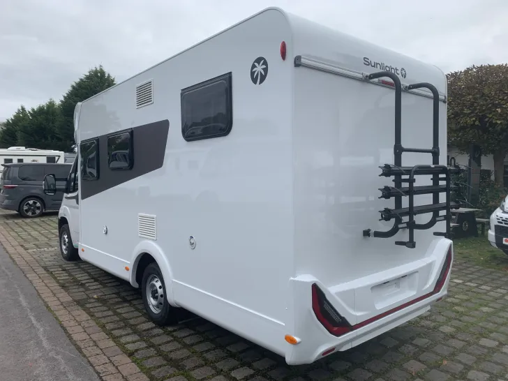 Fahrzeugbild Sunlight T 66S Markise+Fahrradträger* #3
