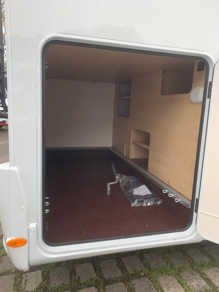 Fahrzeugbild Sunlight T 66S Markise+Fahrradträger* #4