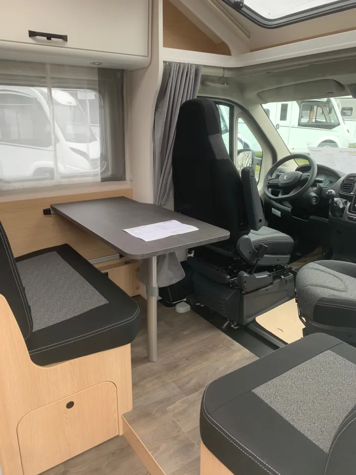 Fahrzeugbild Sunlight T 66S Markise+Fahrradträger* #5