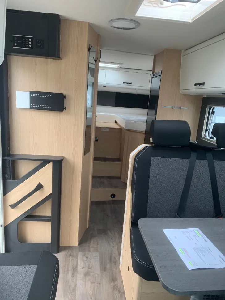 Fahrzeugbild Sunlight T 66S Markise+Fahrradträger* #8