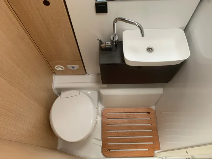 Fahrzeugbild Sunlight T 66S Markise+Fahrradträger* #12