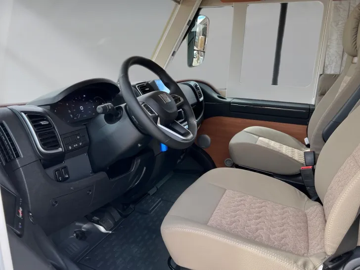 Fahrzeugbild Carthago chic c-line I 4.9 LE L Fiat (259) #8