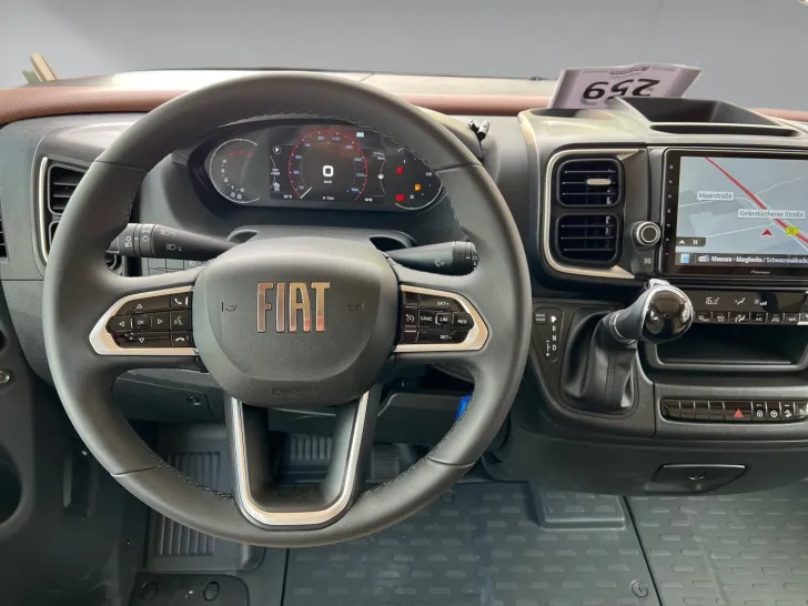 Fahrzeugbild Carthago chic c-line I 4.9 LE L Fiat (259) #9