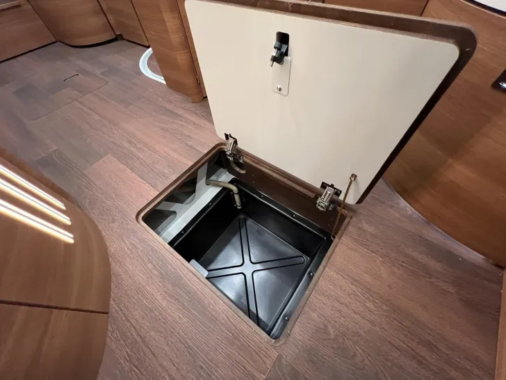 Fahrzeugbild Carthago chic c-line I 4.9 LE L Fiat (259) #39