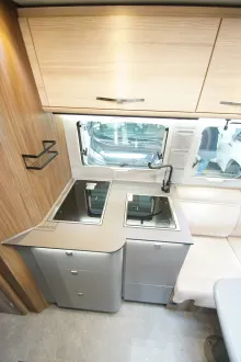 Fahrzeugbild Eura Mobil Profila T 726 QF alle Eura Ausstattungspakete #9