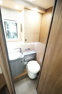 Fahrzeugbild Eura Mobil Profila T 726 QF alle Eura Ausstattungspakete #13