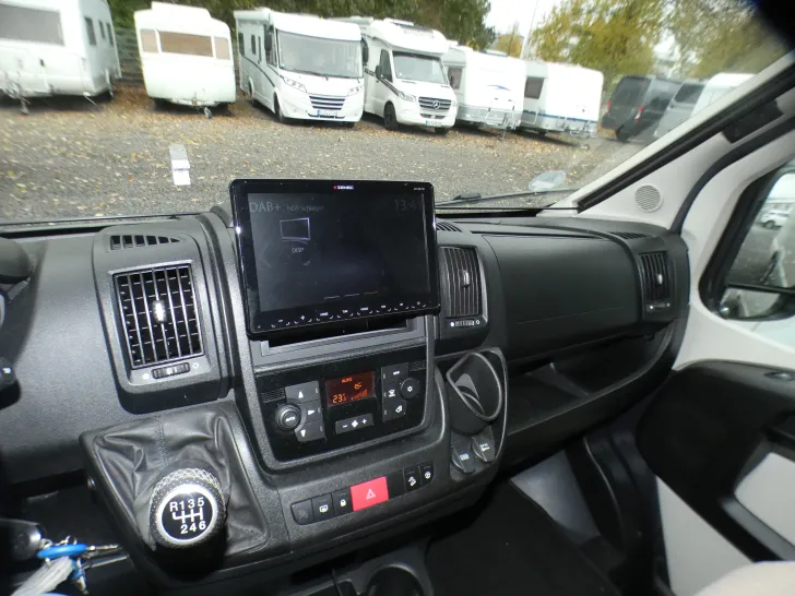 Fahrzeugbild Eura Mobil Profila T 695 EB Mondial Edition #3