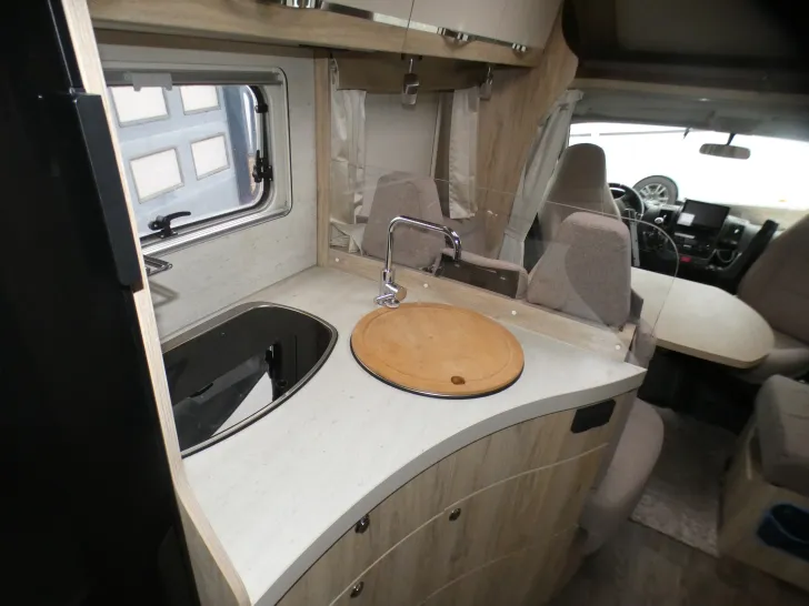 Fahrzeugbild Eura Mobil Profila T 695 EB Mondial Edition #11