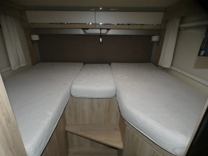 Fahrzeugbild Eura Mobil Profila T 695 EB Mondial Edition #8