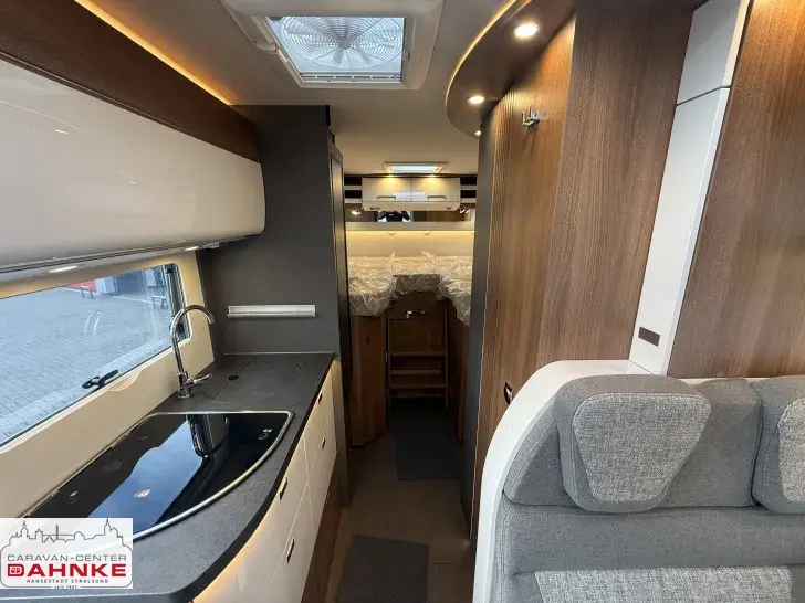 Fahrzeugbild Carthago C2-tourer I 141 KB-LE lightweight 3.5t Mod. 26 3,5t #10