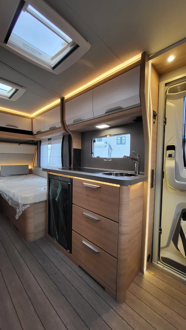 Weitere Betten Knaus Südwind 500 EU Black Selection