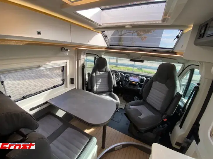 Fahrzeugbild Hobby PRESTIGE Van 640 ET First Edition #8