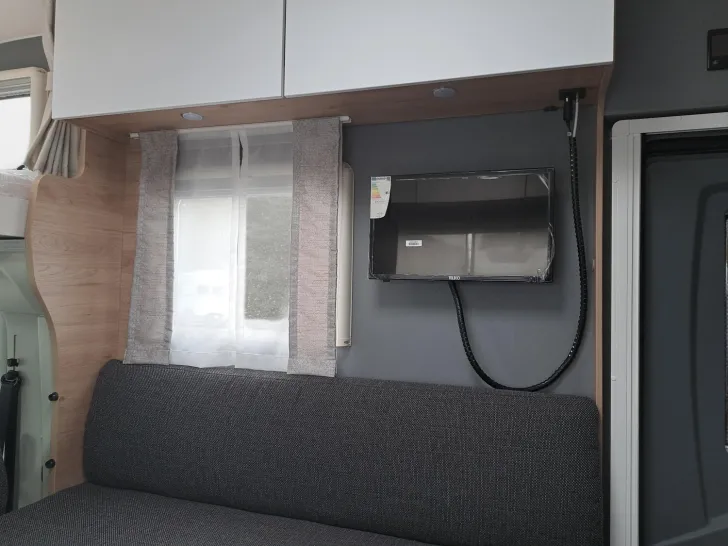 Fahrzeugbild Dethleffs XL A 7872-2 Family TV + Sat, 2. Batterie #14
