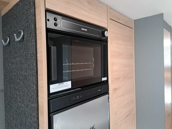 Fahrzeugbild Dethleffs XL A 7872-2 Family TV + Sat, 2. Batterie #15