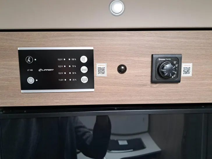 Fahrzeugbild Carado T 447 Pro+ Hubbett, Fahrradträger, Infotainer #12