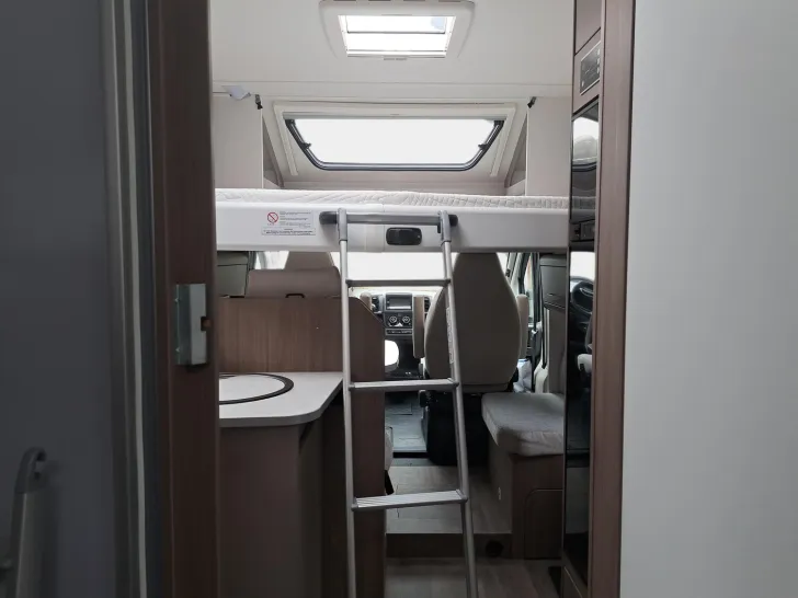 Fahrzeugbild Carado T 447 Pro+ Hubbett, Fahrradträger, Infotainer #17