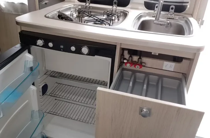 Fahrzeugbild Sterckeman Easy 390CP #5