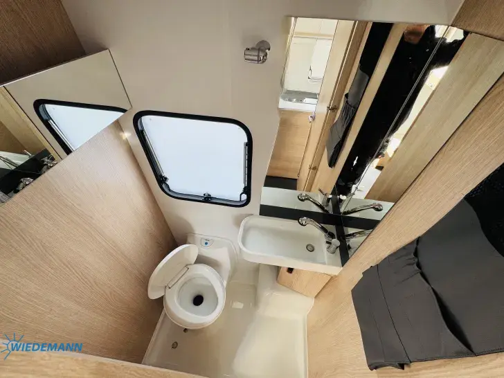 Toilette Adria Aviva 360 DK 2027 * Autark Vorb. * Fliegens